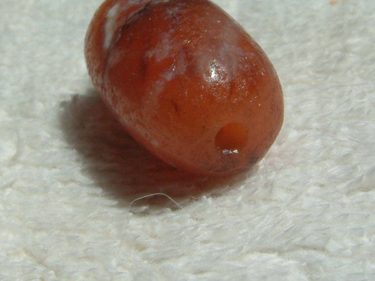 255【天珠八仙】〈15～17世紀頃のOLD.チベタンEtched Carnelian〉ペマラカ後期 小粒.金剛天珠.約2.2㌢_画像4