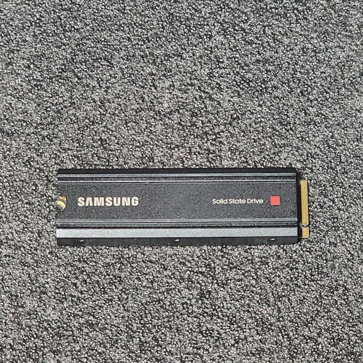 流行に  with PRO 980 SSD SAMSUNG Heatsink(MZ-V8P2T0) 動作確認済み 2280 M.2 PCパーツ フォーマット済み Gen4対応 PCIe SSD NVMe 2000GB/2TB 256GB～