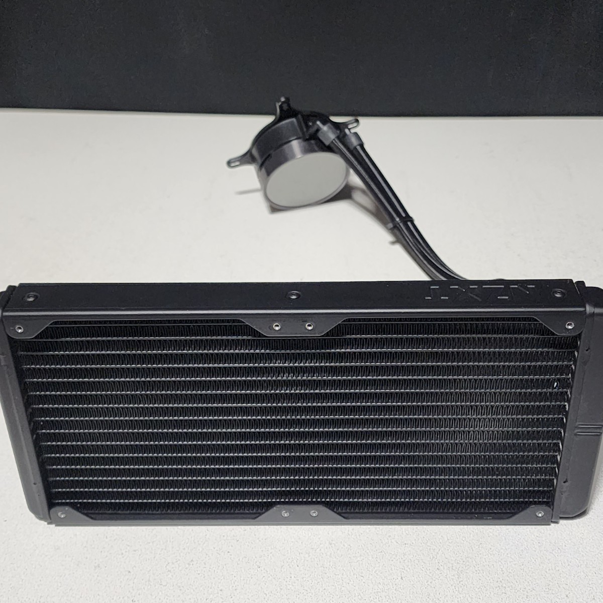 NZXT KRAKEN X62 280mm簡易水冷型CPUクーラー NZXT製ファン換装 NZXT KRAKEN X62 280mm簡易水冷型CPUクーラー NZXT製ファン換装