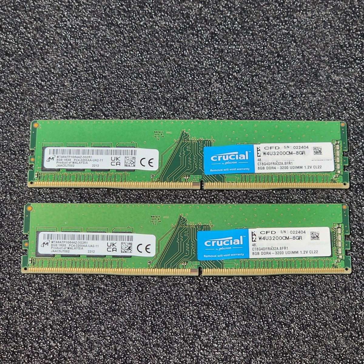 Micron CRUCIAL DDR4-3200MHz 16GB (8GB×2枚キット) MTA8ATF1G64AZ-3G2R1 動作確認済み デスクトップ用 PCメモリ _画像2