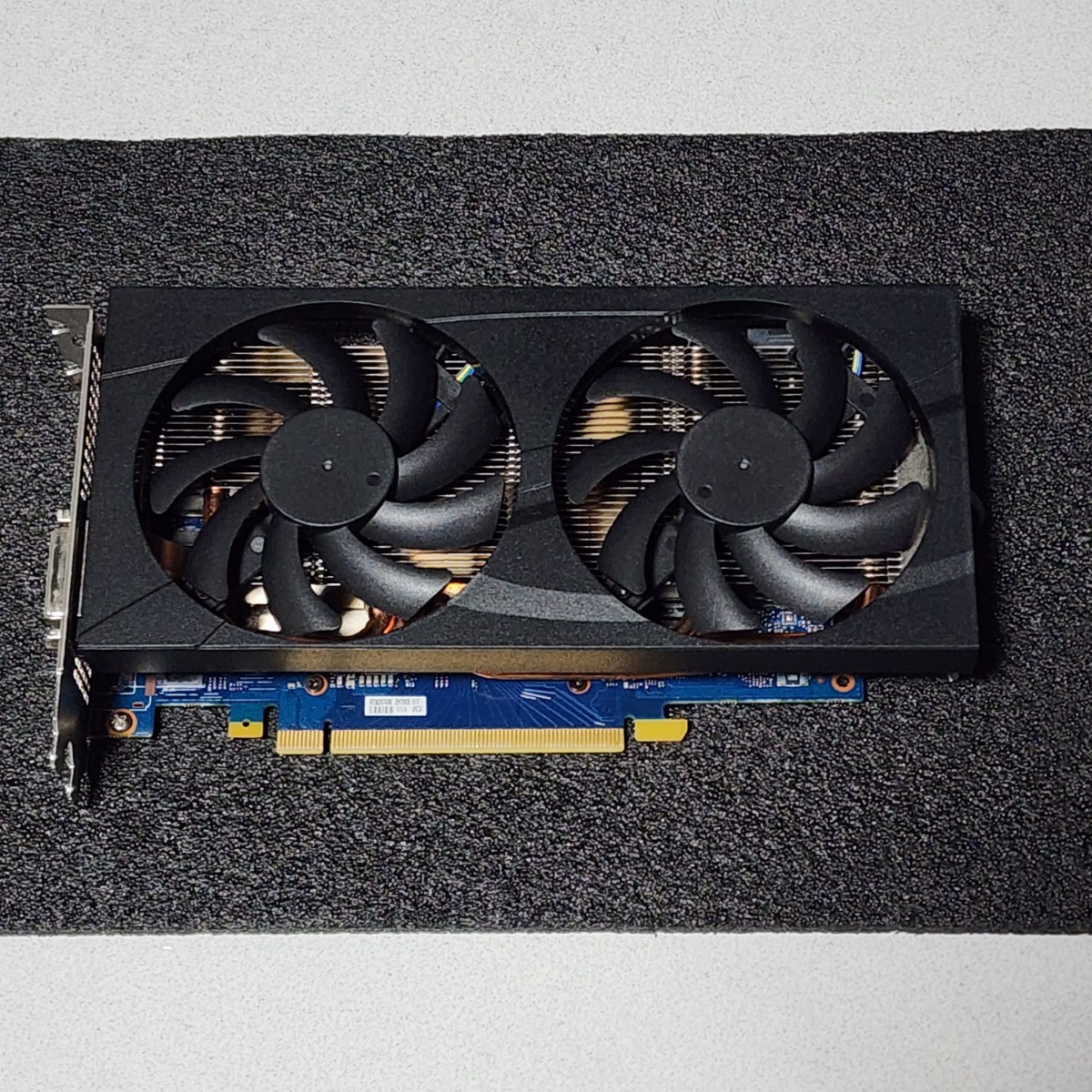 DELL GEFORCE RTX2070 8GB GDDR6 動作確認済み PCパーツ DELL GEFORCE RTX2070 8GB GDDR6 動作確認済み PCパーツ