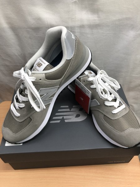 ランニングシューズ　スニーカー　軽量　US9　27ｃｍ　D：WIDTH　グレィ　ｎｅｗ　ｂａｌａｎｃｅ　MＬ574GG★未使用格安！_画像2