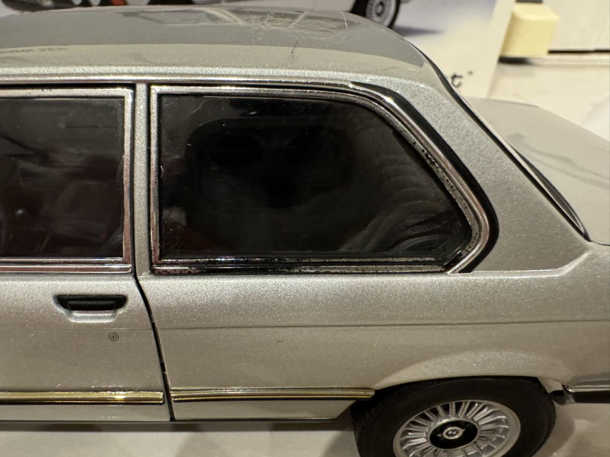 Yahoo!オークション - Autoart BMW 323i polarissilver 1/18 Yahoo!オークション - Autoart BMW 323i polarissilver 1/18