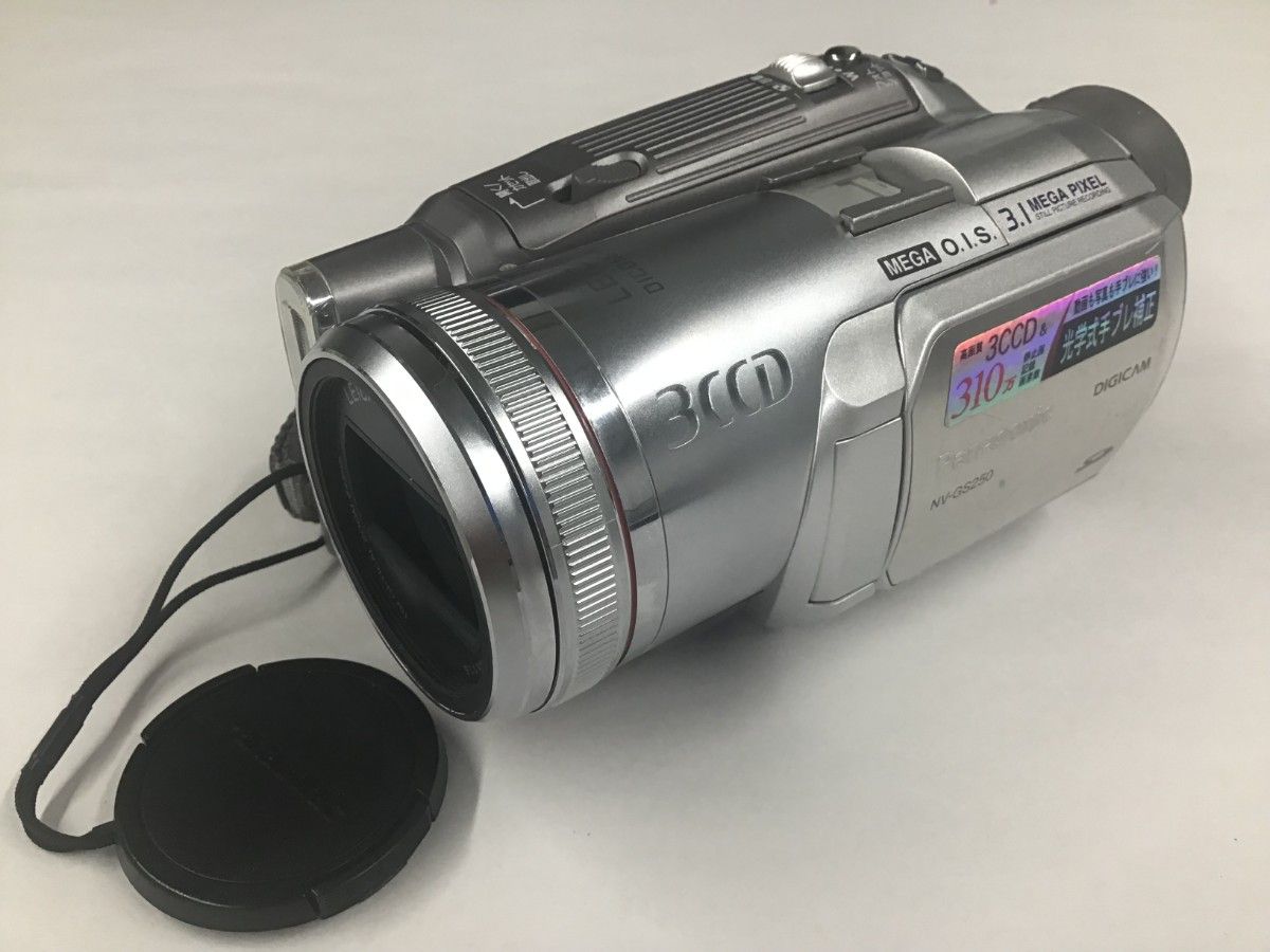 【中古】パナソニックデジタルビデオカメラ NV-GS250 (2005年発売) + MiniDVテープ等 関連機器セット