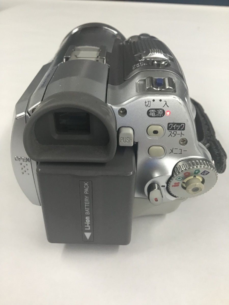 【中古】パナソニックデジタルビデオカメラ NV-GS250 (2005年発売) + MiniDVテープ等 関連機器セット