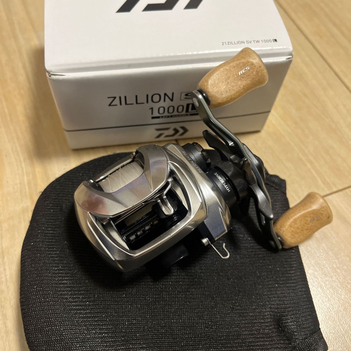タイムセール ダイワ 21ジリオン SV TW 美品 フルベアリング化 タイムセール ダイワ 21ジリオン SV TW 美品 フルベアリング化