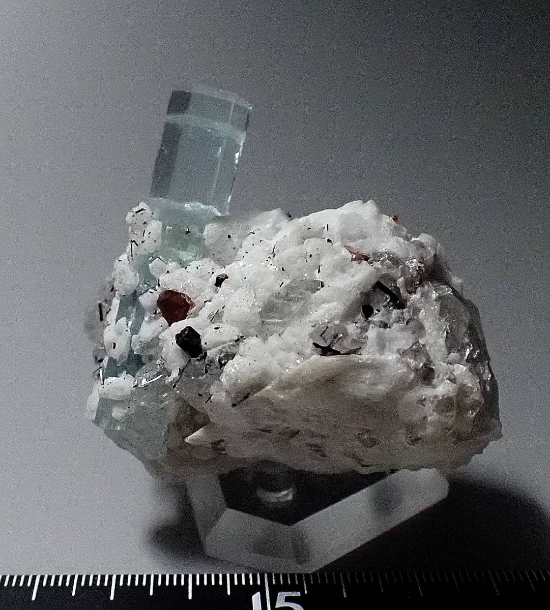 『外国産鉱物』★パキスタン産★Aquamarine and Spessartine Garnet★鉱物・化石・岩石・標本_画像4