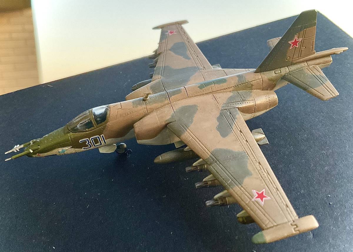 1/144 アカデミー SU-25 完成品_画像6