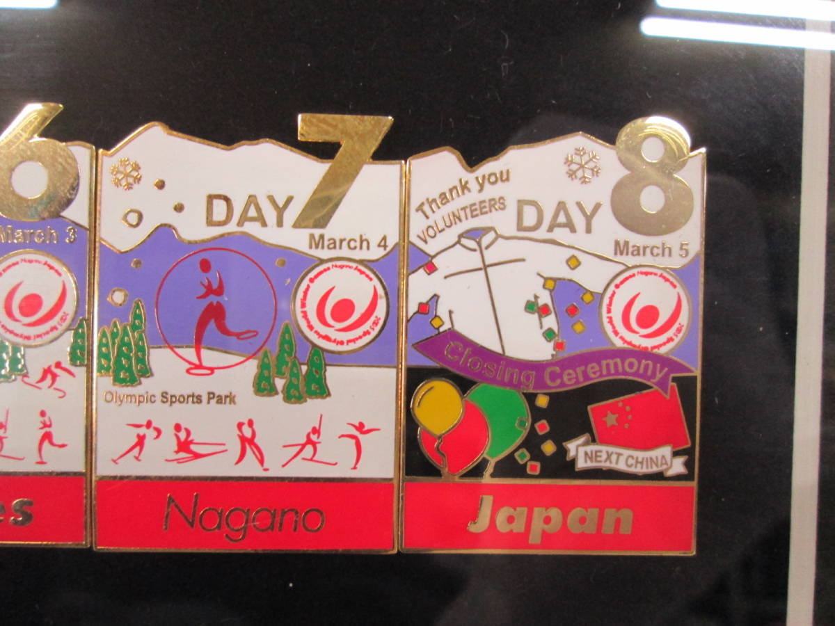 【1214n F7838】2005年 長野冬季オリンピック 記念 ピンバッジ 16個セット 五輪 ピンバッヂ 額装_画像4