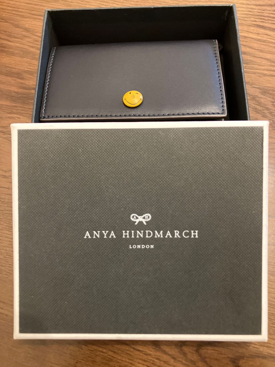 ANYA HINDMARCH アニヤハインドマーチ 財布 美品