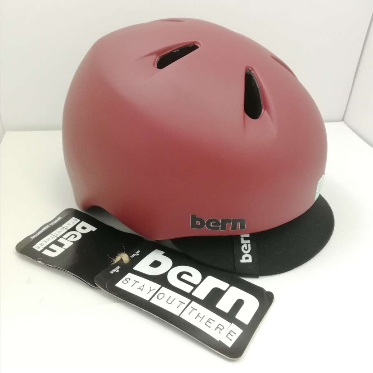 bern バーン NINO MT RED VISOR XS/S　48~51.5cm 安全規格 CEマーク [子ども用 自転車用ヘルメット]