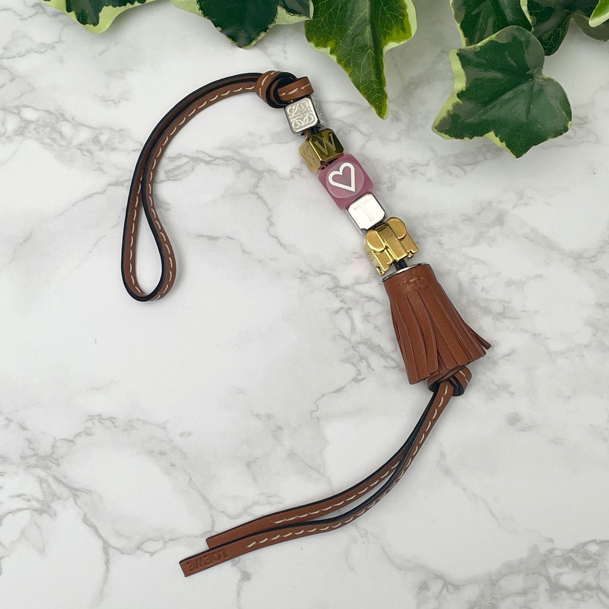 LOEWE ロエベ アナグラム パーソナライズ チャーム 現行販売 LOEWE ロエベ アナグラム パーソナライズ チャーム 現行販売