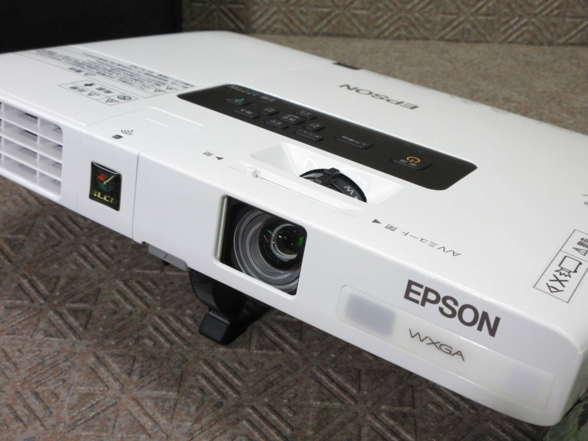 EPSON / EB-1771W / 3000lm プロジェクター / ランプ使用 138時間 1125