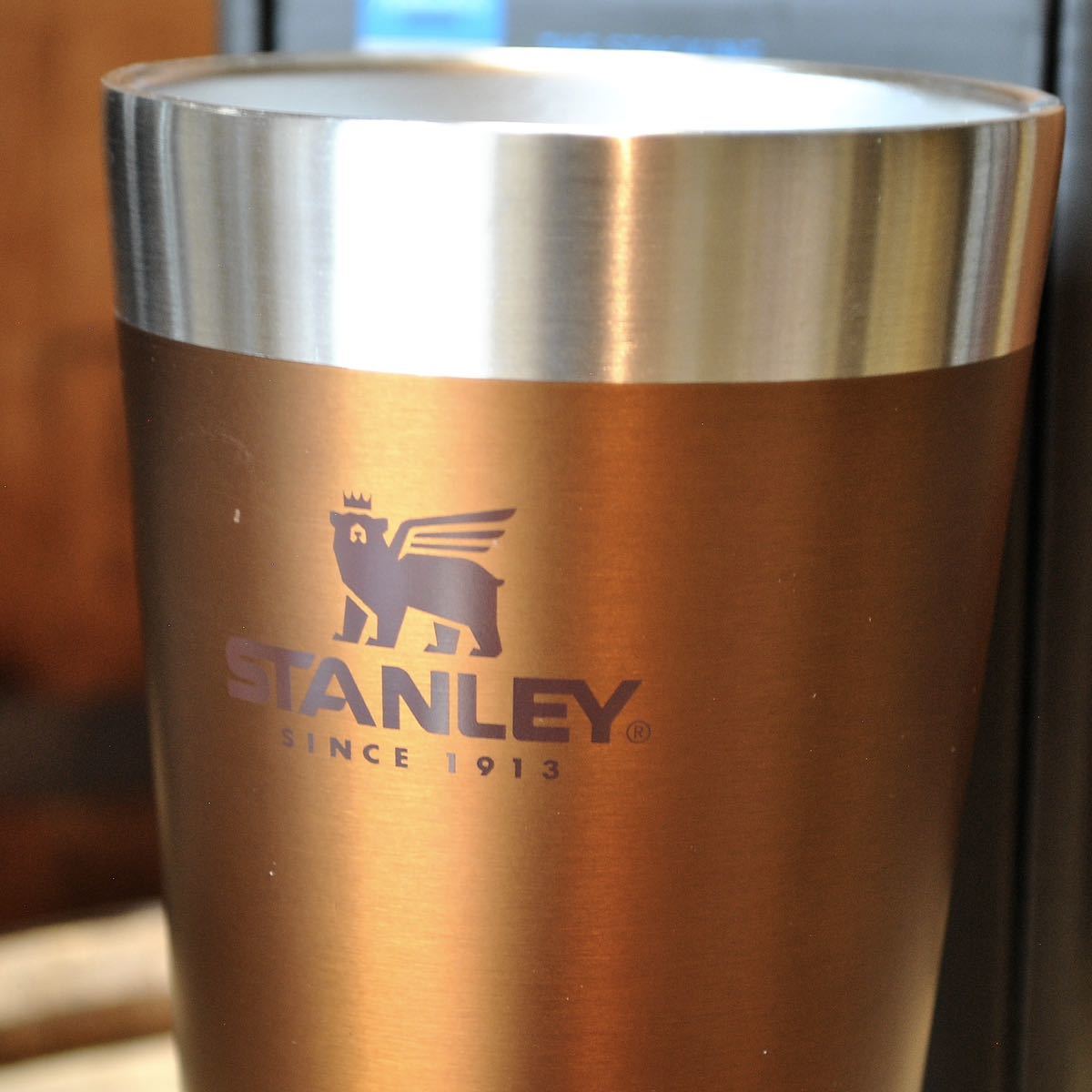 スタンレーSTANLEYスタッキング真空パイント2個セット【ホワイト＆メイプル】正規品　真空断熱 保冷保温タンブラー アウトドア BBQ