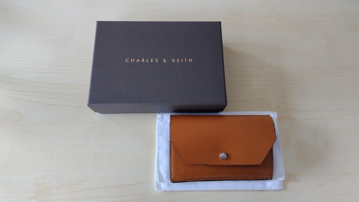 CHARLES&KEITH 財布