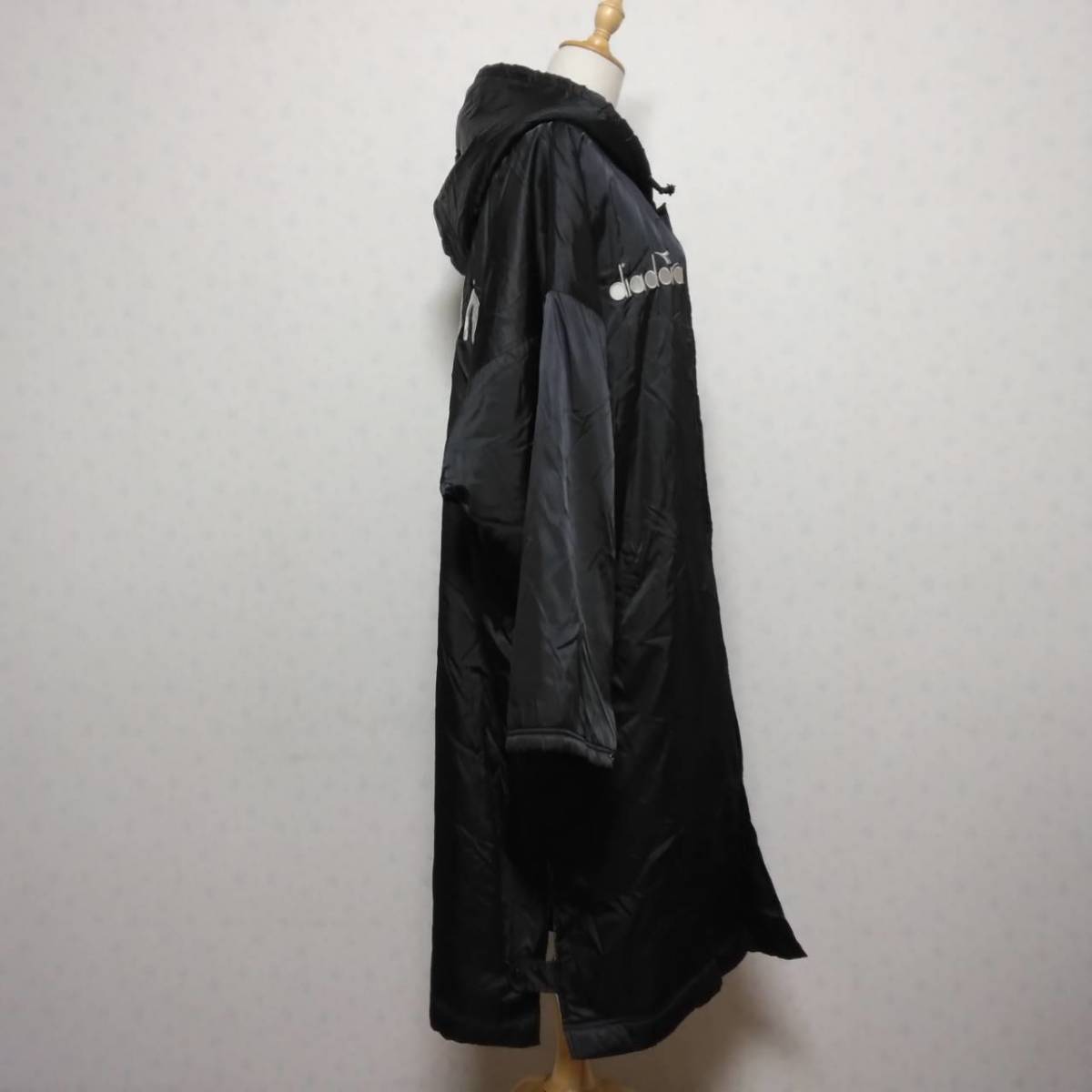 831 DIADORA Diadora с капюшоном bench пальто оттенок черного свободный размер с логотипом длинный нейлон полиэстер защищающий от холода б/у одежда USED мужской 