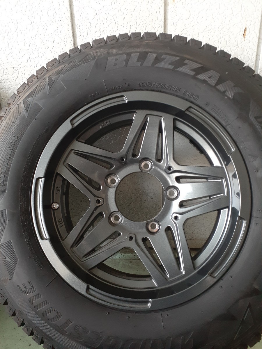 ★☆美品！バリ山！ジムニーシエラ等 メーカー不明 195/80R15 2021年製ブリヂストンタイヤ4本セット 手渡し可能！☆★_画像2