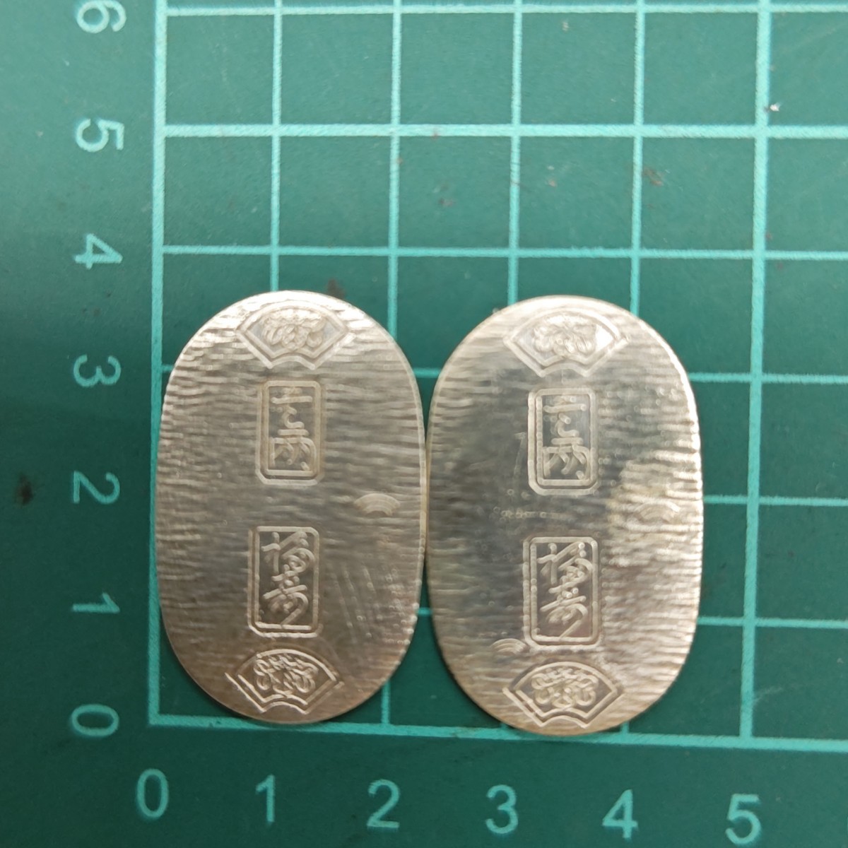 純銀小判　5g×2枚セット　合計10g 東京海渡/純銀刻印あり　エトワール海渡　エ_画像1