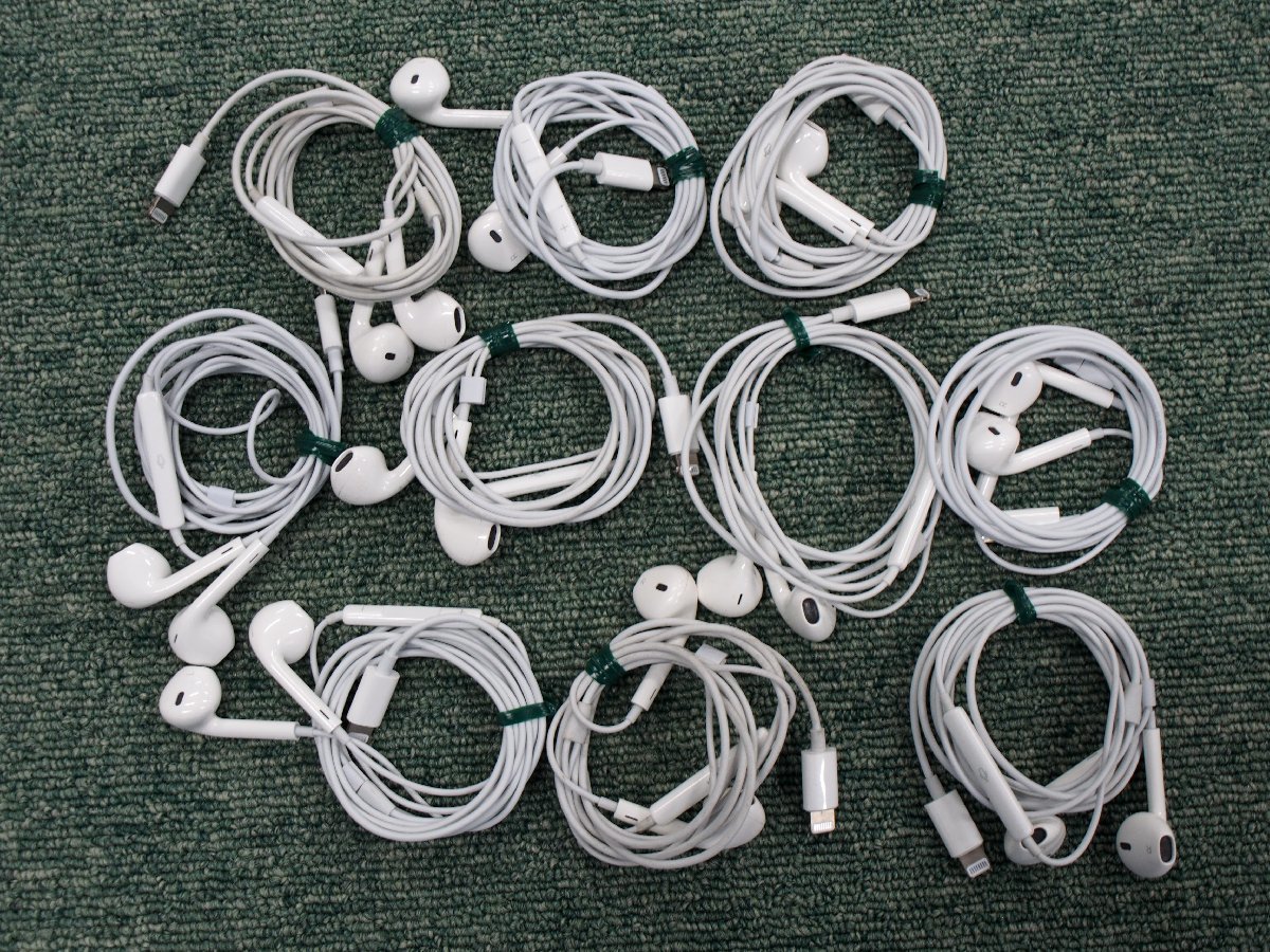Apple EarPods Lightning イヤホン (A1748) 動作未確認 現状品 純正 10セット B50257_画像1
