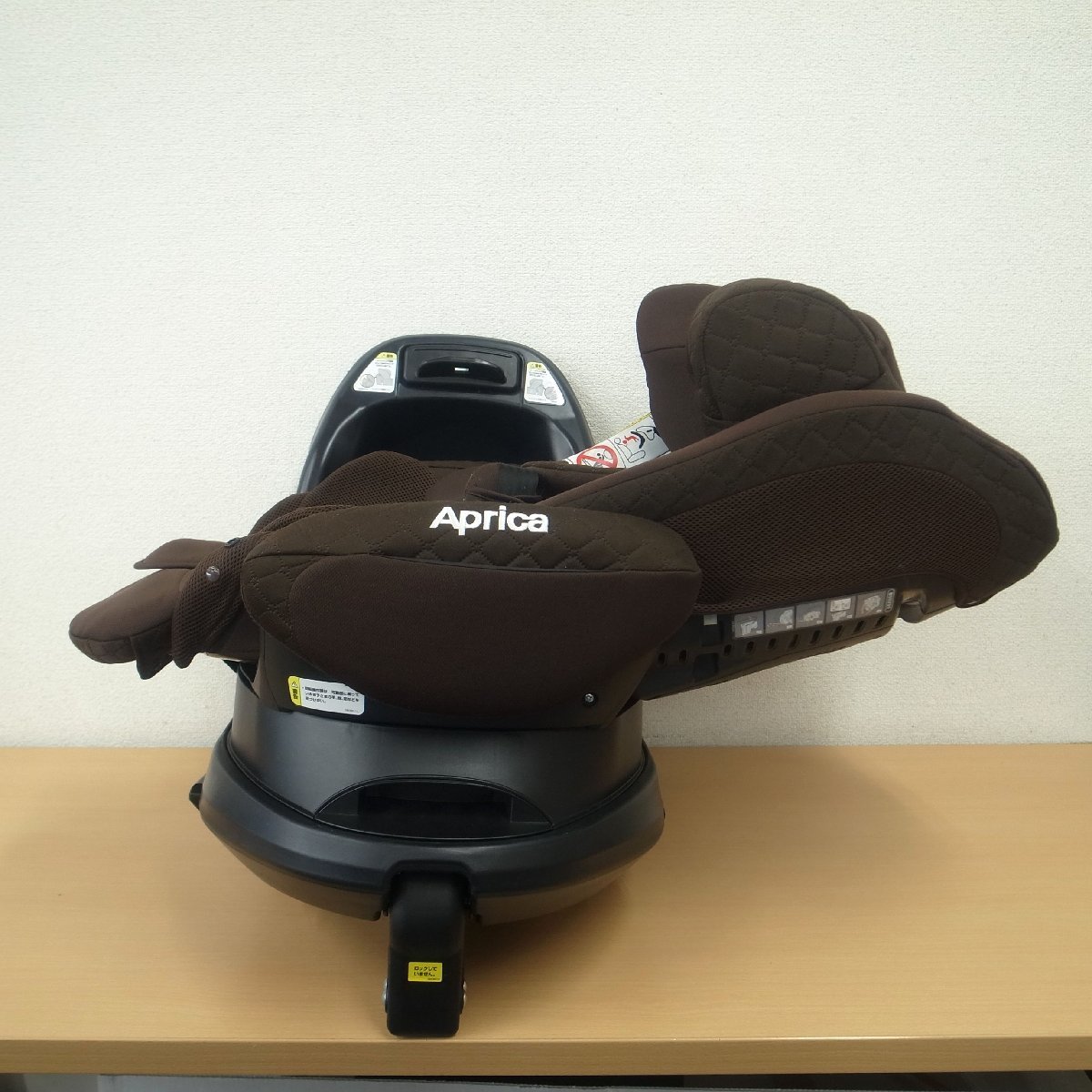 C103T Aprica Aprica Fladea grow Furadia Glo uISOFIX child seat intelligent s Brown BR newborn baby ~4 -years old about 