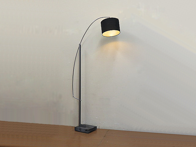 ligne Roset/フロアランプ Yahoo!オークション - ligne roset/リーンロゼ 「MAMA/ママ