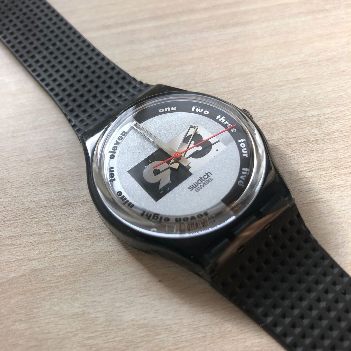 【ワンオーナー】SWATCH '92 GM108 / NUENI スウォッチ ヌエニ 動作確認済み 電池付 稼動品_画像1