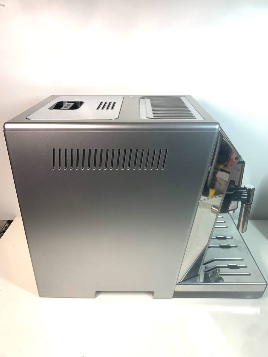 デロンギ プリマドンナ クラス 最高級全自動コーヒーマシンECAM55085MS 厨房機器 業務用　【送料無料】_画像3
