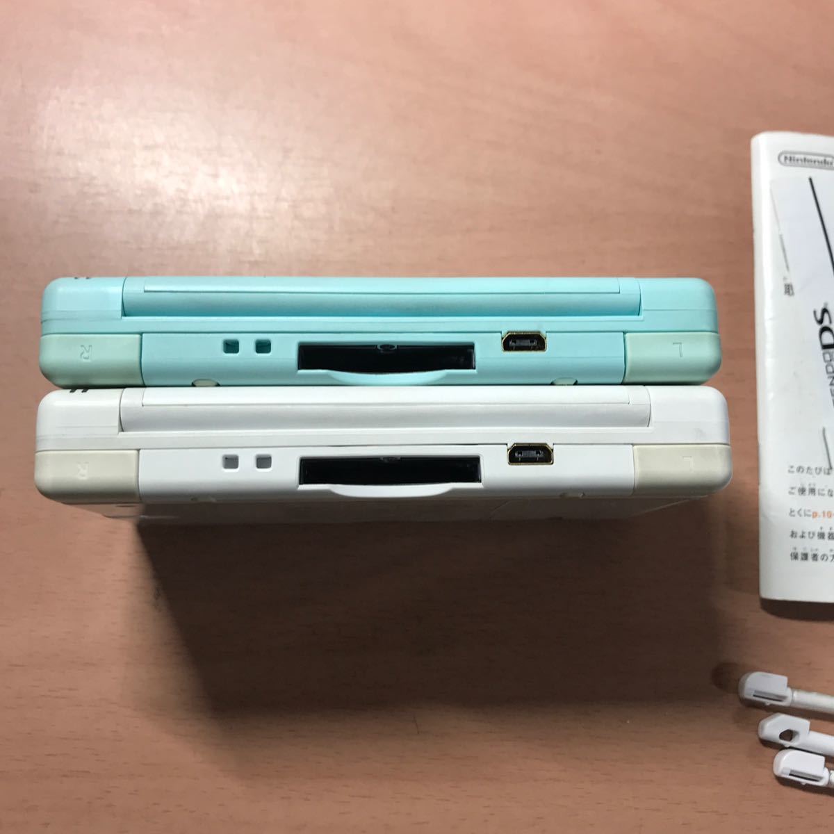 yj◆ソフト5本付き 動作良好 DS lite 2台 本体 アイスブルー・ホワイト任天堂 nintendo ニンテンドー_画像6