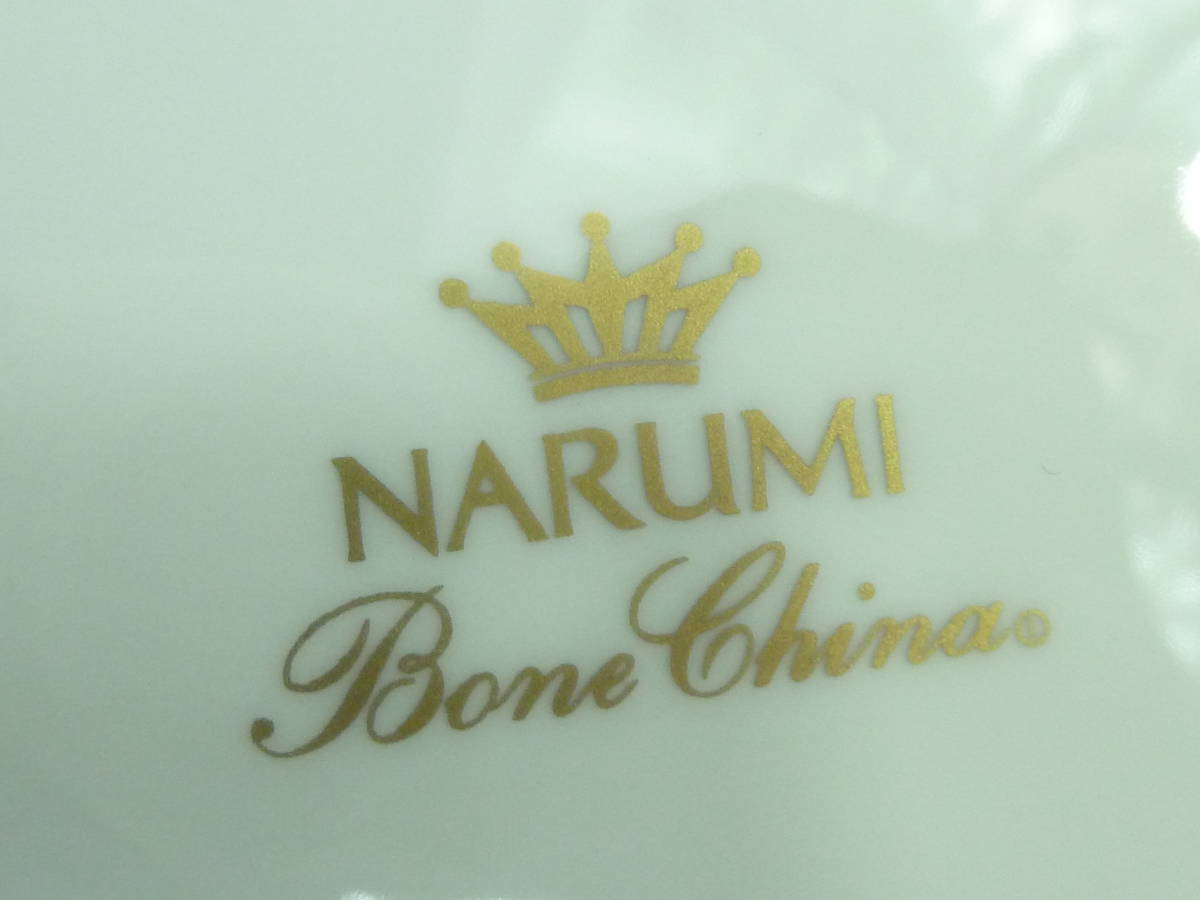 ☆彡未使用　ナルミ　スクエア　プレート　ホワイト　２枚　NARUMI　BONE CHINA　約29ｃｍ☆彡_画像4