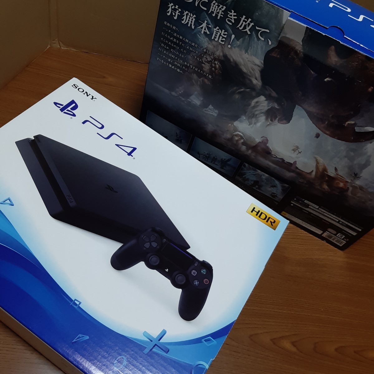 SONY PlayStation4 CUHJ-10030　の箱空箱☆PS4の箱　　外箱　空箱のみ　本体なし