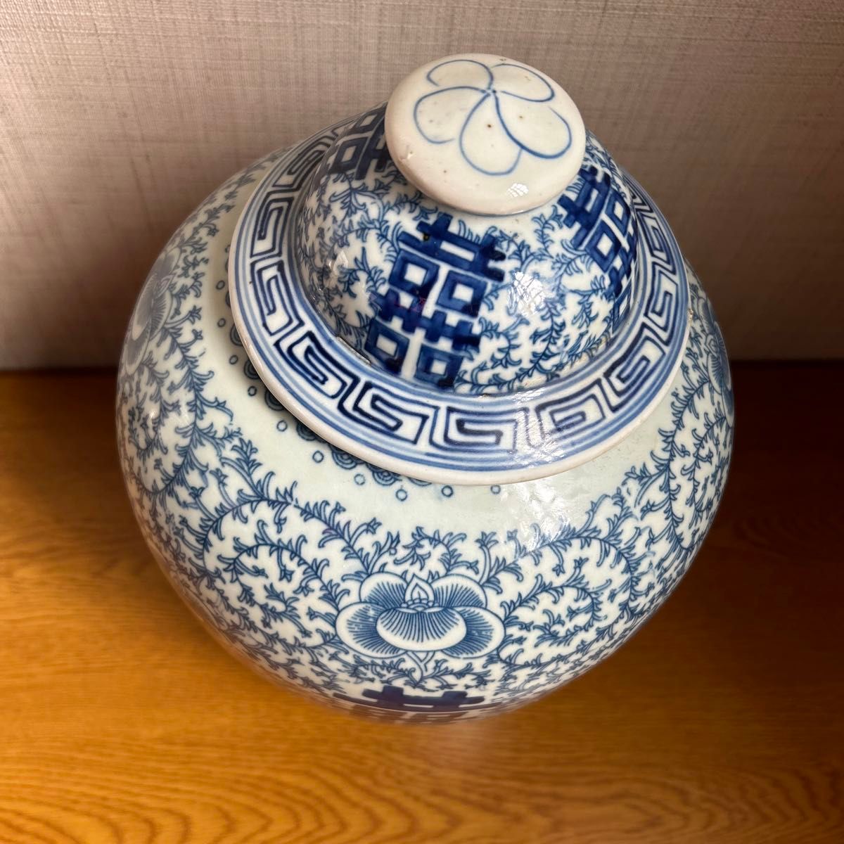 中国の蓋付き壺(大) 古美術 古道具 壺 花瓶 茶壺 中国 染付 骨董 中国の蓋付き壺(大) 古美術 古道具 壺 花瓶 茶壺 中国 染付 骨董