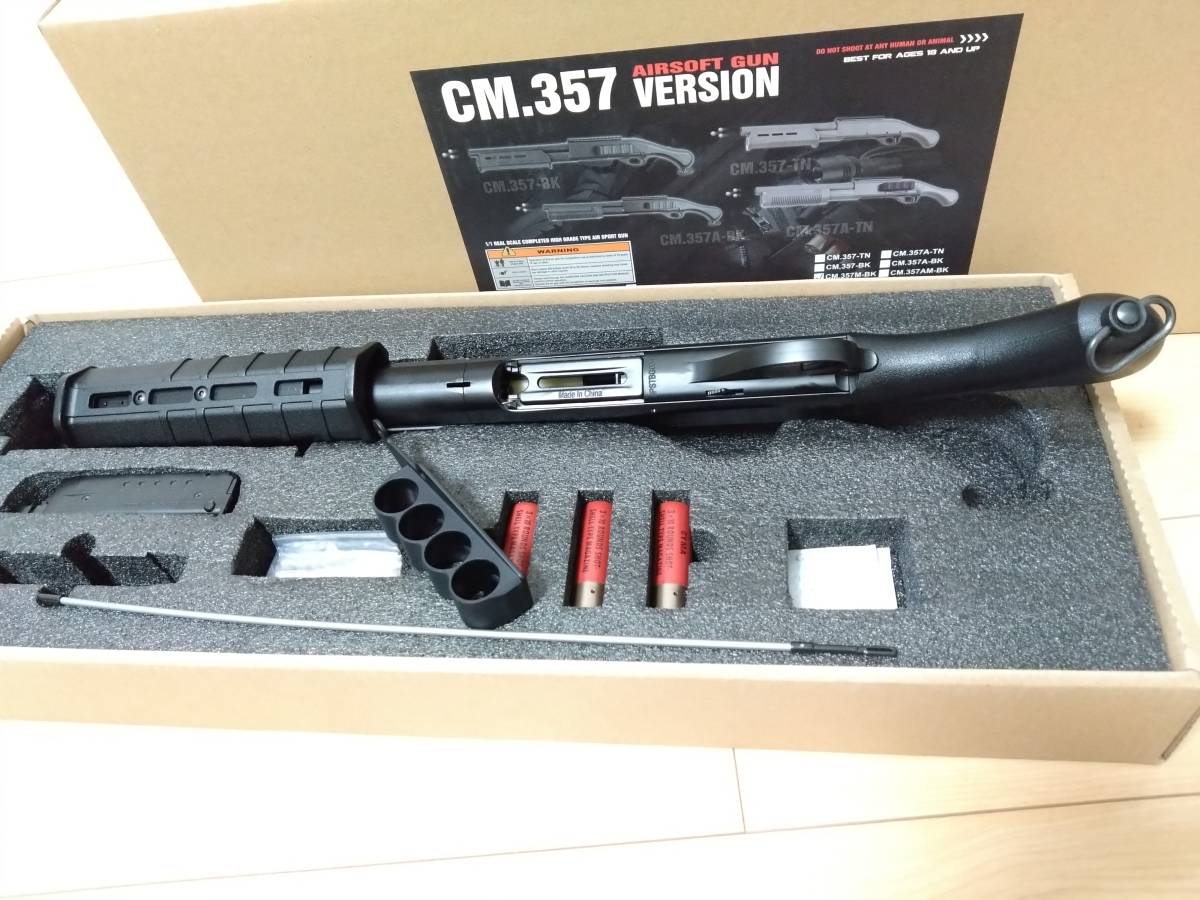 CYMA M870 TAC-14 CM.357M-BK フルメタル ソードオフ【純正レシーバーサイドシェルホルダー・付属BB弾ローダー・純正シェル3発付】_画像4