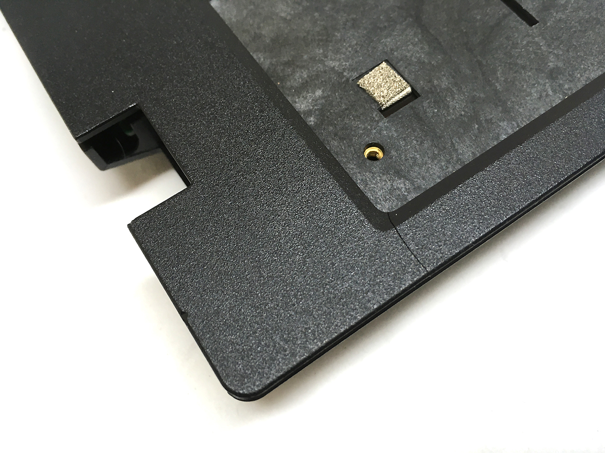 10★ThinkPad L580下半身/Core i5-8250U/1.6Ghz/指紋センサー/M.2マウンタ 正常動作品(パームレスト左上にクラック_画像4