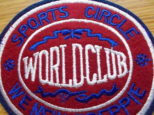 80s『WORLD CLUB』スポーツサークル 刺繍ワッペン/ビンテージ昭和レトロキャラクター アップリケかわいいノスタルジー_画像2