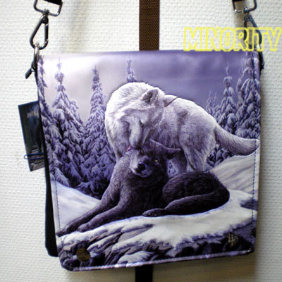 .-Embossed shoulder bag - Snow Kisses / oo kami/./ Wolf /....