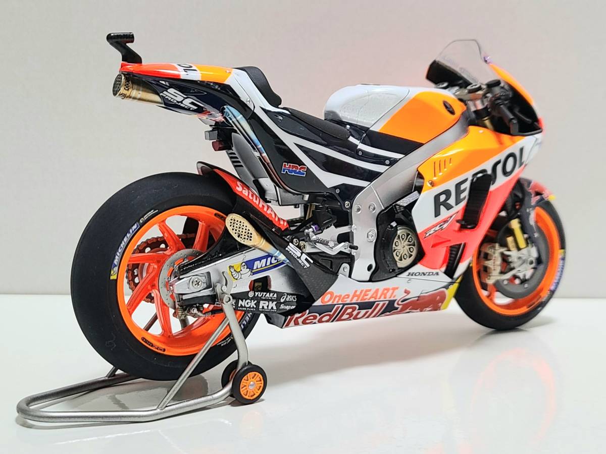 タミヤ改 1/12 MotoGp 2017年 REPSOL HONDA RC213V #93 M.マルケス　完成品_画像4