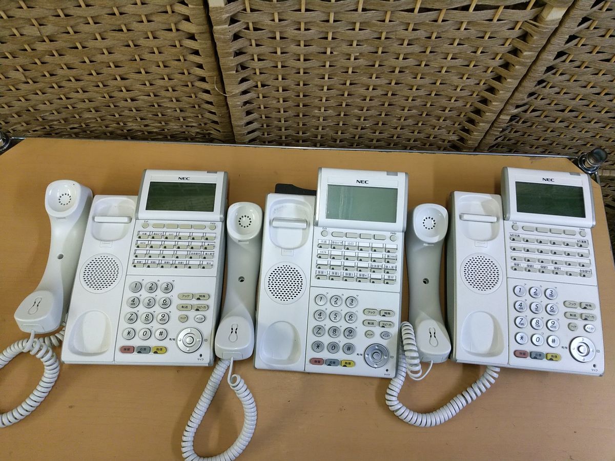 SET【中古】NEC DT300 Series 32ボタン多機能電話機 DTL-125D-1D(WH)/DLV(XD)Z-Y(WH)　業務用電話機 6台セット_画像3