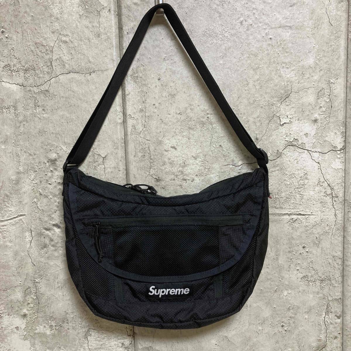 【22SS】Supreme Small Messenger Bag ショルダーバッグ【Black】