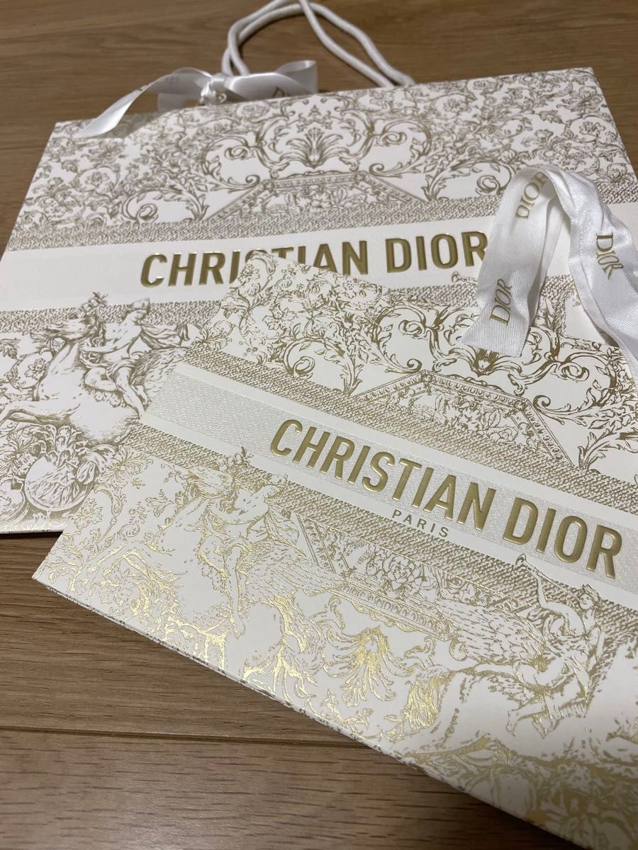 Dior ディオール 新品 クリスマス限定 ショッパー　ギフトセット ホリデー限定 ギフトボックス プレゼントに