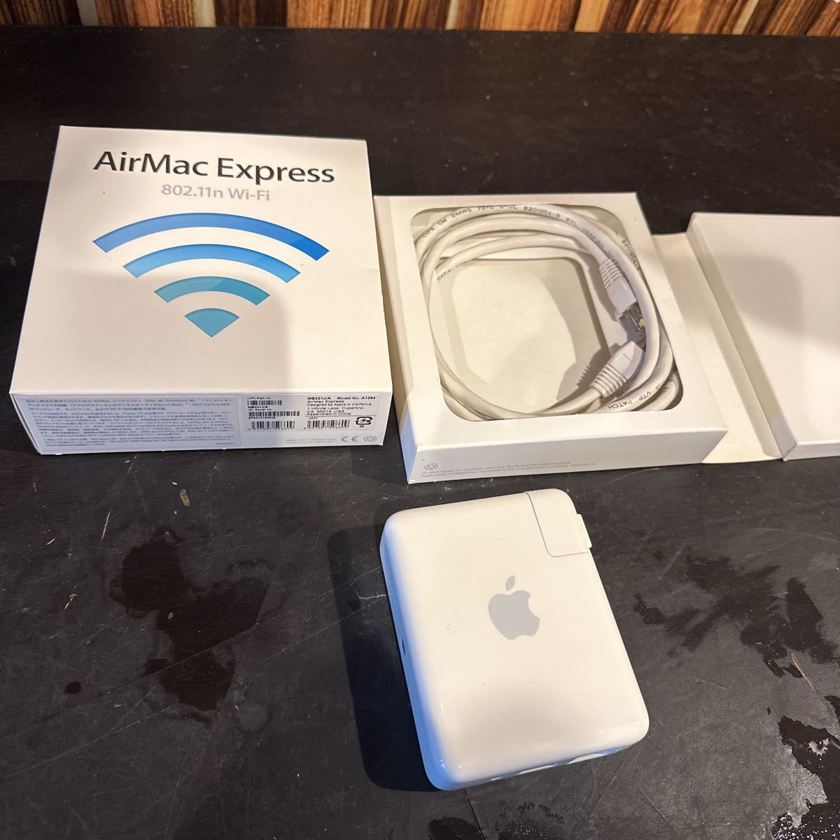 Apple AirMac Express Bace Station A1264 エアマック_画像1