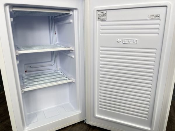動作保証 アイリスオーヤマ ノンフロン冷凍庫 IUSD-6B-W 60L 右開き 2023年製 ホワイト 家電製品/20007_画像8