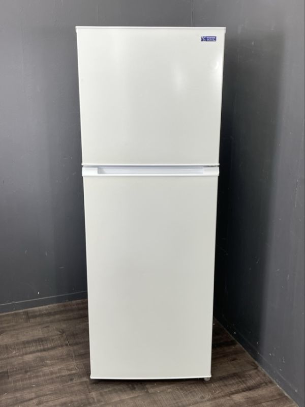 動作保証 ヤマダセレクト ノンフロン冷凍冷蔵庫 225L YRZ-F23G1 2020年製 2ドア 右開き 白 家電製品 /65042の画像2