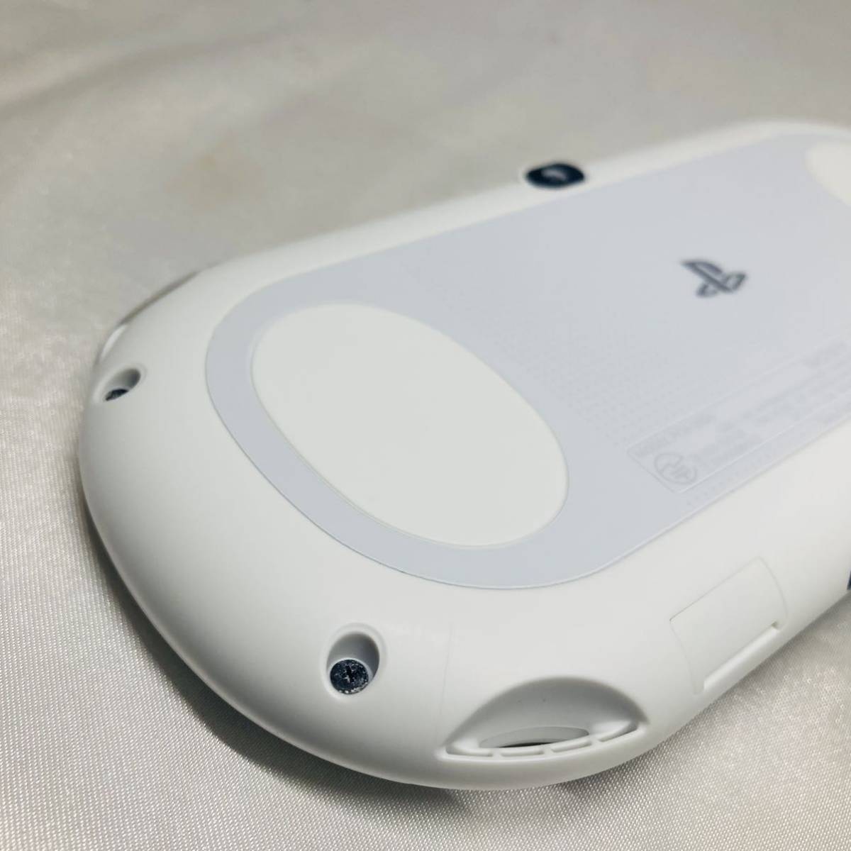 ★1円〜 超美品 動作確認済 SONY PS Vita PCH-2000 ZA22 Wi-Fiモデル 本体 グレイシャーホワイト Play Station Glacier White FW3.74 _画像6