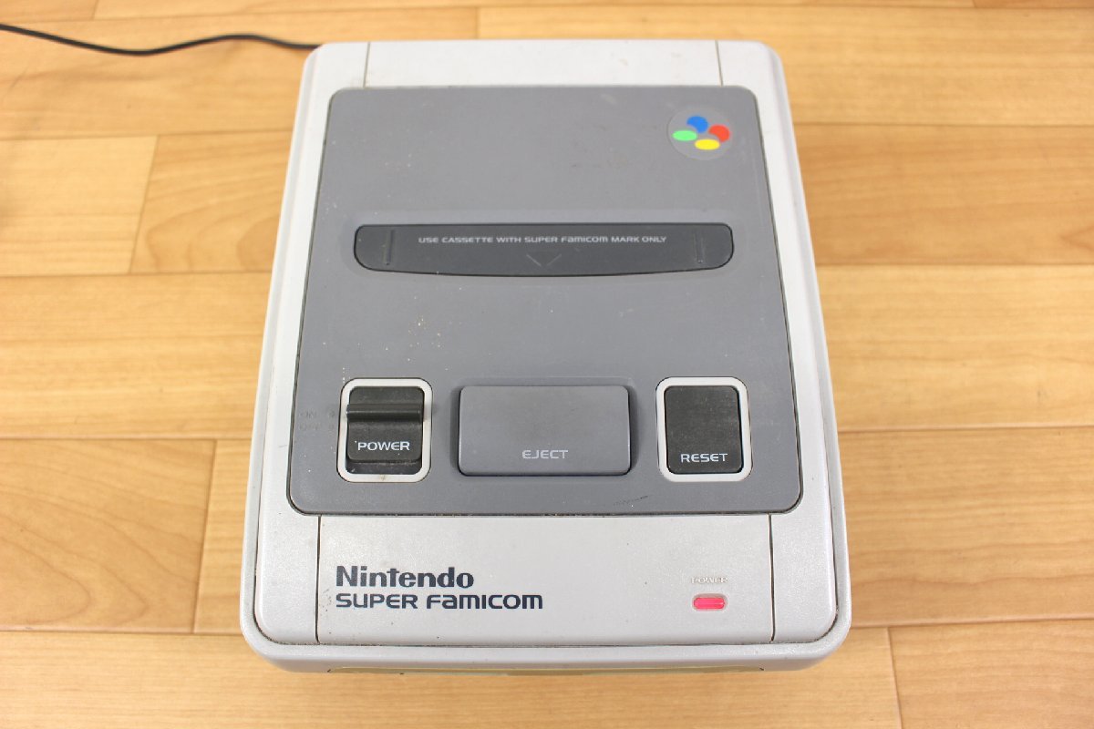 △現状品△ 任天堂 スーパーファミコン本体[SHVC-001] 8点(前期型7/後期型1)セット　通電○ 動作未確認 傷み (2712066)_画像6