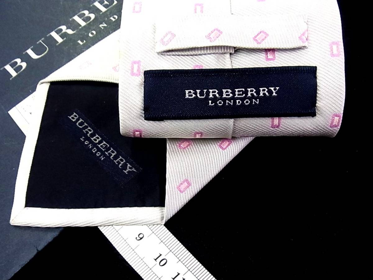 ◆E8661N◆在庫処分SALE◆バーバリー【BURBERRY LONDON】ネクタイ_画像1