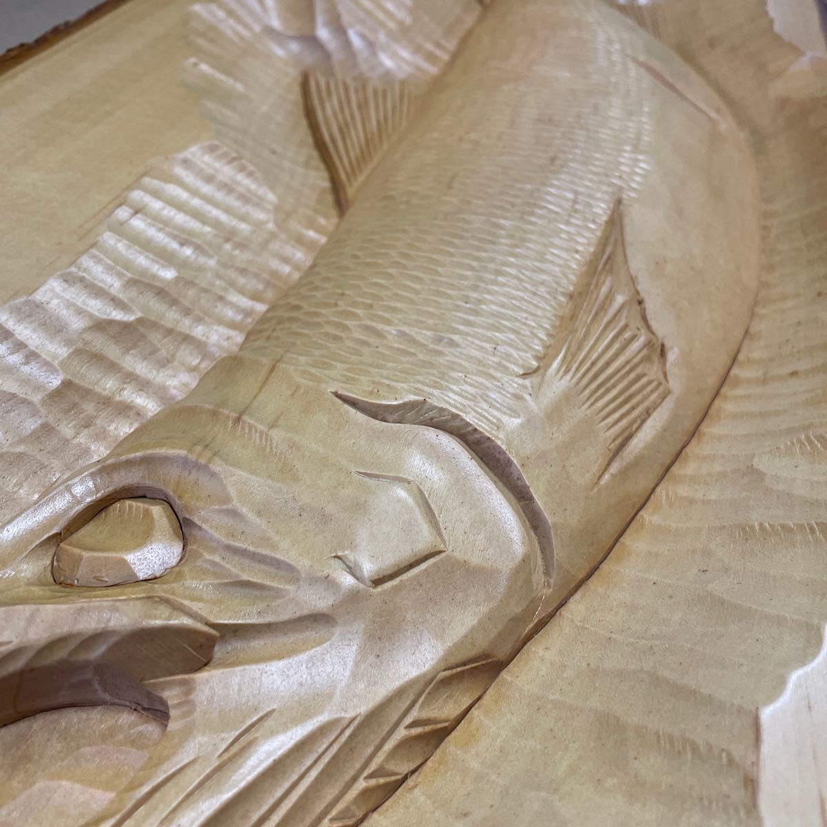 【B-78】木製 鮭 木彫 アート 板自然木 壁掛 インテリア（全長80㎝縦幅32㎝厚み3㎝）_画像8