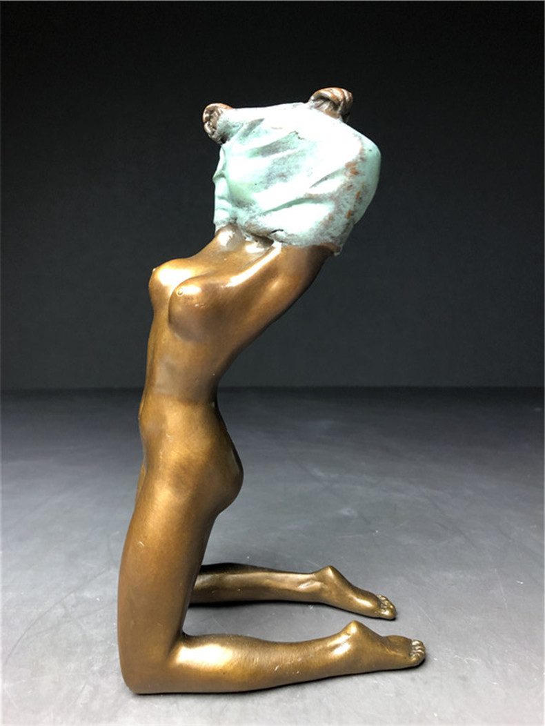 銅製　西洋美術 ブロンズ 女性像 　女神　ヌード　女性　少女　美人　裸婦　仏像　置物 重さ約733ｇ_画像5