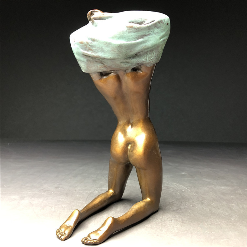 銅製　西洋美術 ブロンズ 女性像 　女神　ヌード　女性　少女　美人　裸婦　仏像　置物 重さ約733ｇ_画像7
