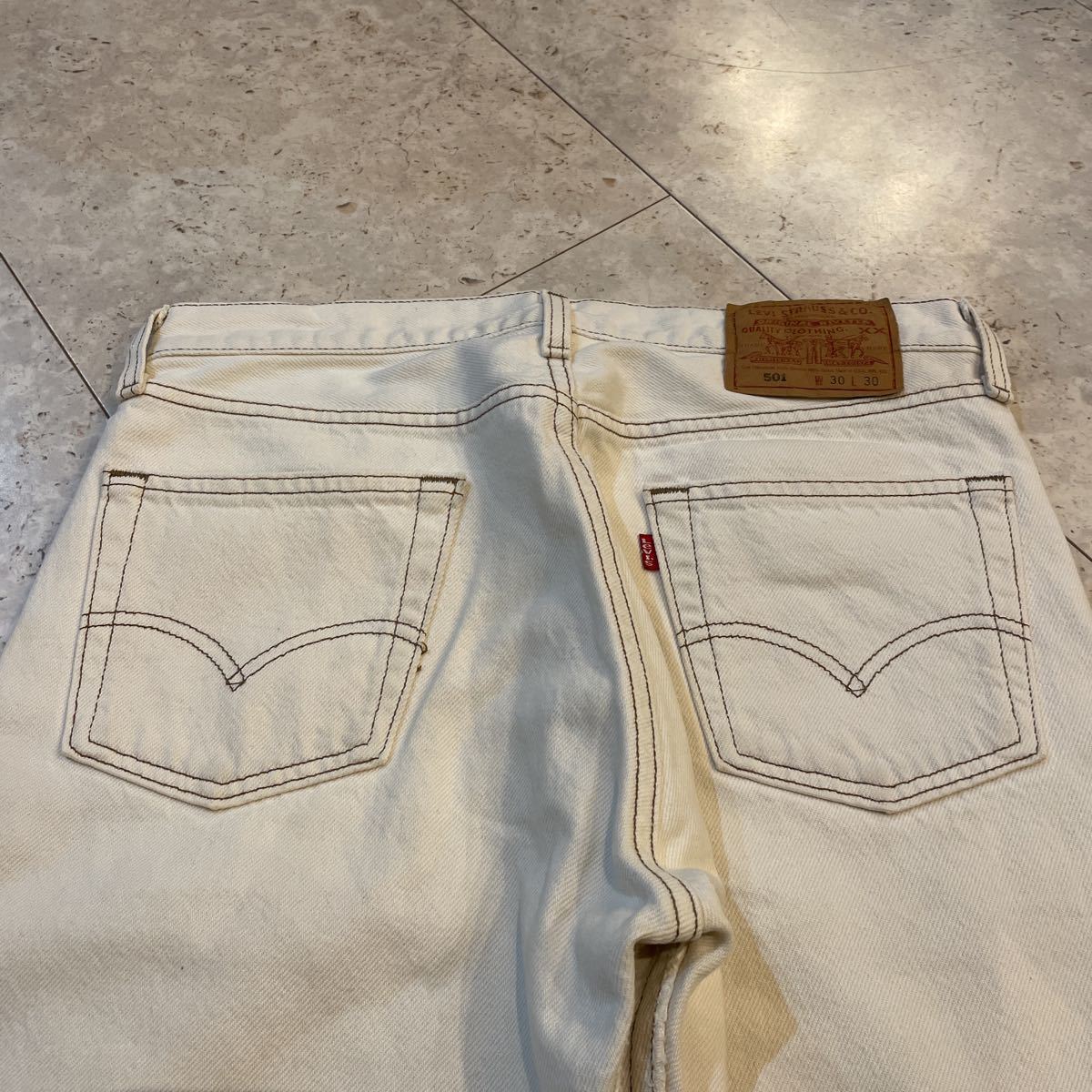 w30 USA製 95年製 Levi's リーバイス 501 オフホワイトデニムパンツ 白 501-0612 刻印522 アイボリー ビンテージ 茶ステッチ 90年代_画像3