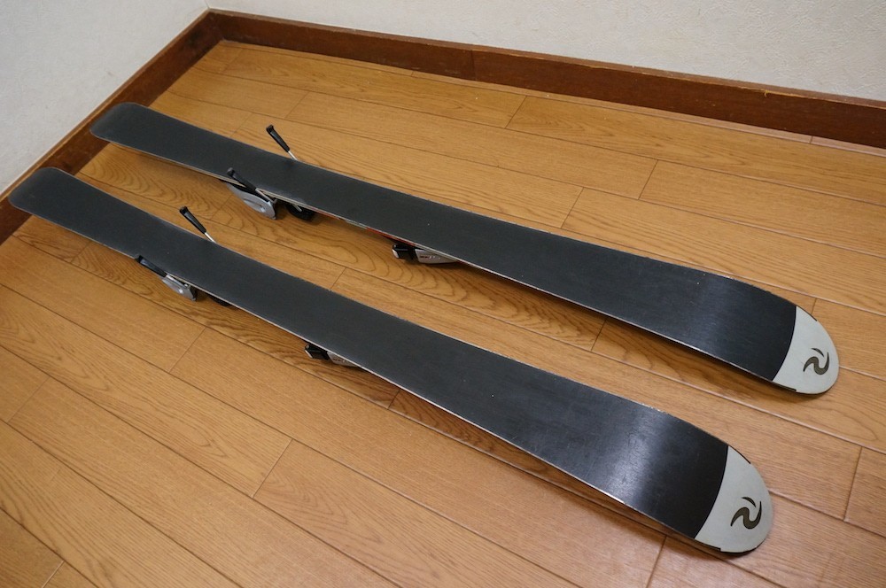 110cm 靴20～20.5cm ROSSIGNOL 子供用カービングスキーセット 中古_画像5